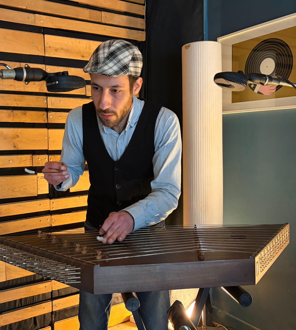 Santour - session studio